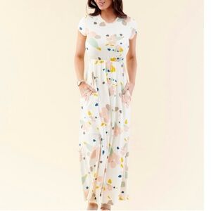 Sweet Salt SHORT-SLEEVE FLORAL MAXI DRESS pocket’s